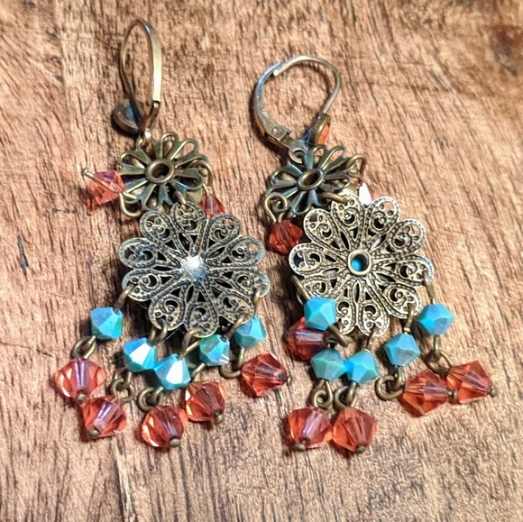 Sparkly crystal dangle earrings coral green blue - Picture 4 of 4